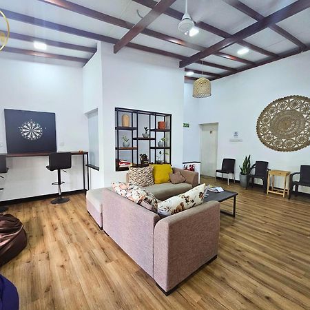 Galle Face Terrace Hostel By Tourlux Colombo Eksteriør billede